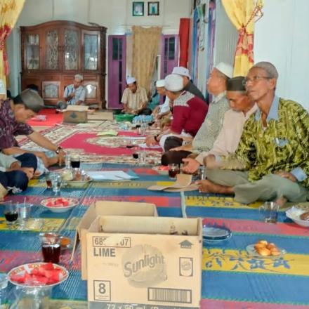 Rapat Pembentukan Rukun Kematian Periode 2024/2029 Di Desa Bawahan Seberang